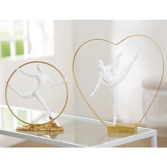 Pala Polyresin Figure Fancy Couple Sculpture In White And Gold_2
