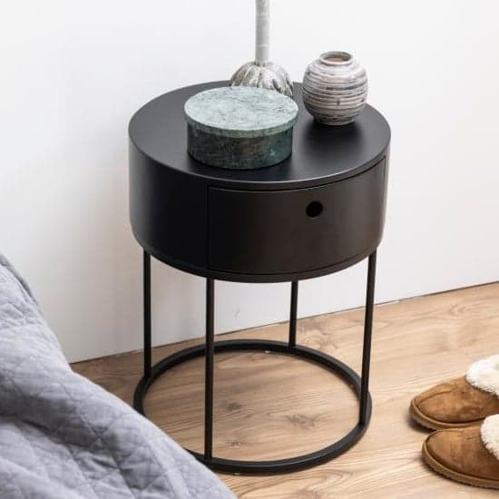 Pawtucket Wooden Bedside Cabinet With 1 Drawer In Black_1