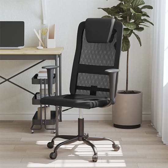 Salvo Mesh Fabric Home And Office Chair In Black_1