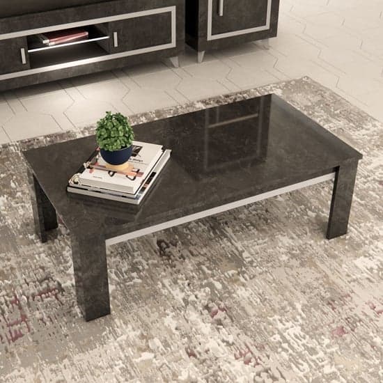 Sarver High Gloss Coffee Table In Black_2