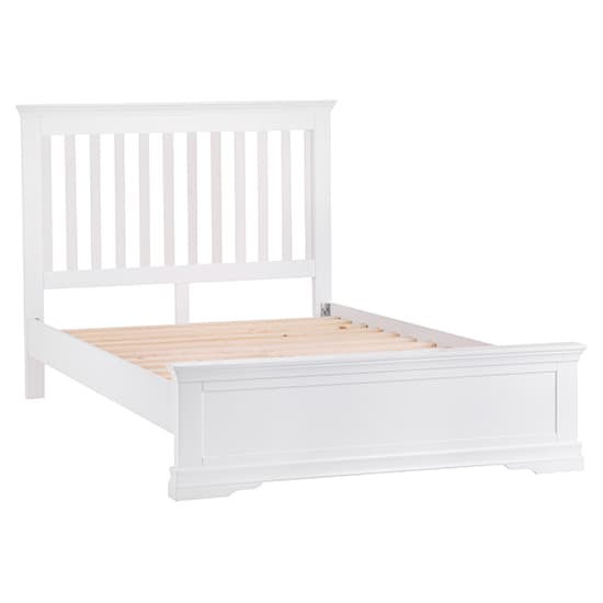 Skokie Wooden King Size Bed In Classic White_2