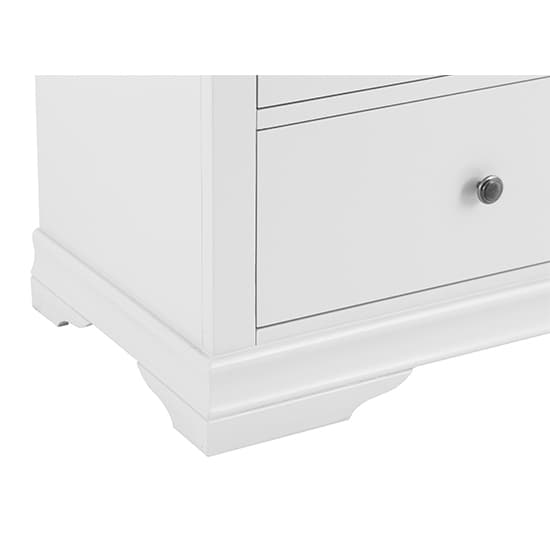 Skokie Wide Wooden Chest Of 6 Drawers In Classic White_6