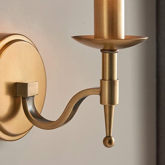 Stanford Single Wall Light In Antique Brass_2