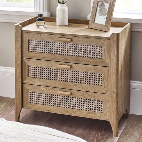 Sumter Wooden Chest Of 3 Drawers In Oak_1