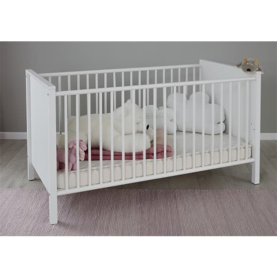 Valdo Wooden Baby Cot Bed In White_1