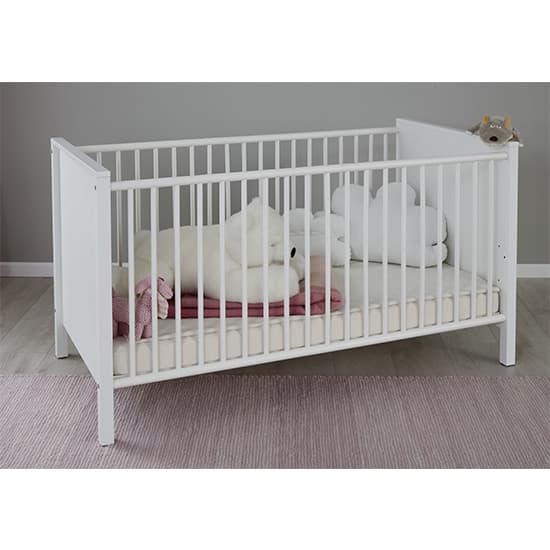 Valdo Wooden Baby Cot Bed In White Furniture in Fashion