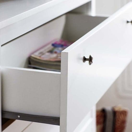 Valdo Wooden Chest Of Drawers In White With 3 Drawers_2