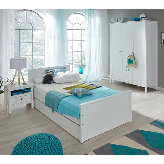 Valdo Wooden Junior Bed With Pull Out Guest Bed In White_2