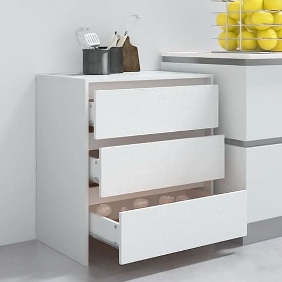 Variel Wooden Chest Of 3 Drawers In White_2