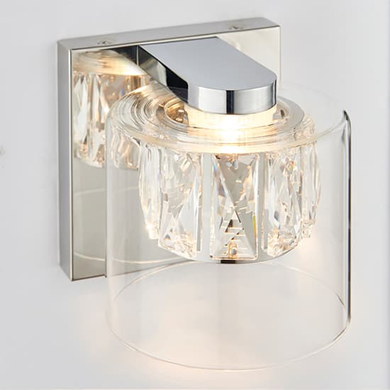 Verina Clear Glass Wall Light In Chrome_4
