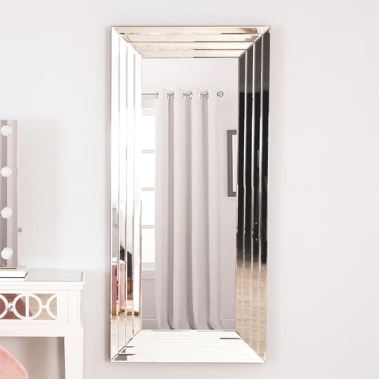 Vestal Contemporary Rectangular Wall Mirror In Wooden Frame Furniture