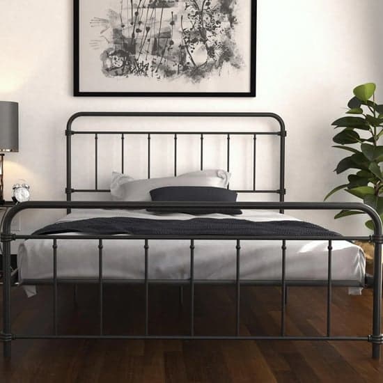Wallach Metal Double Bed In Black_2