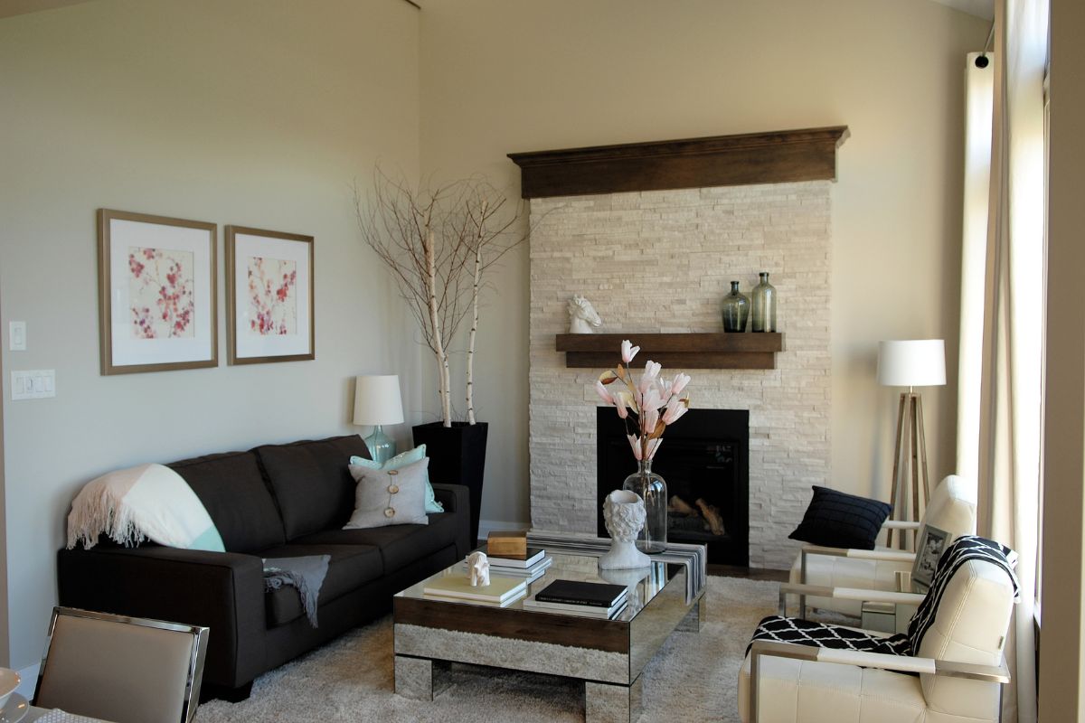 How to Style Your Coffee Table Like A Pro: Tips and Tricks