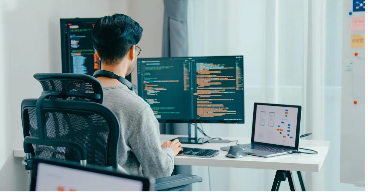The Benefits of Investing in a Quality Computer Desk