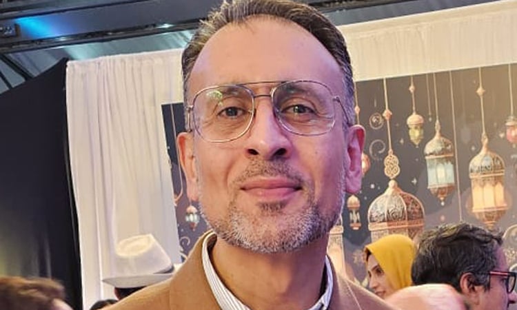 The E-Commerce Revolution in Furniture: Asad Shamim’s Success Story