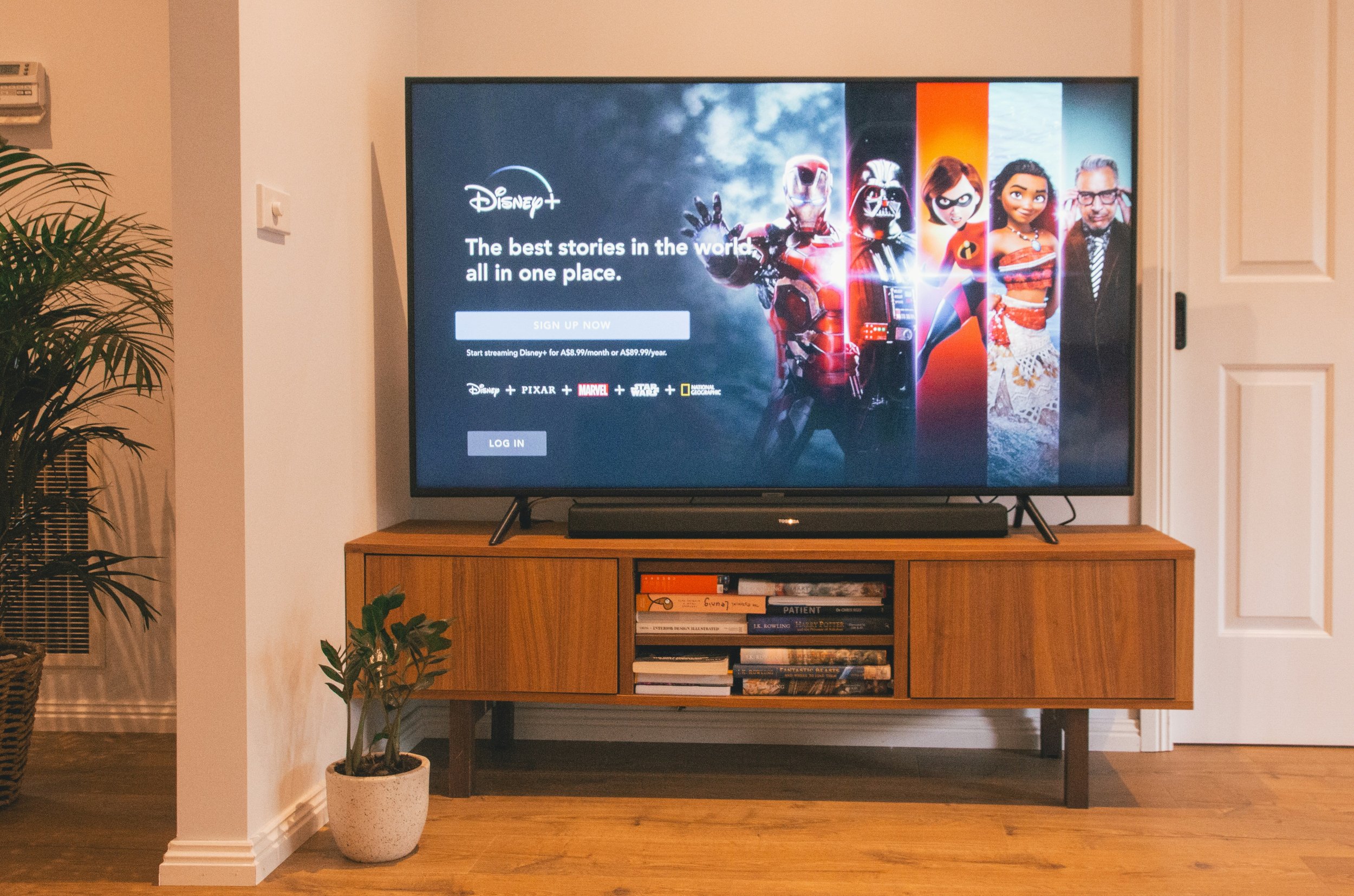Measuring your space for a corner TV stand: the best guide