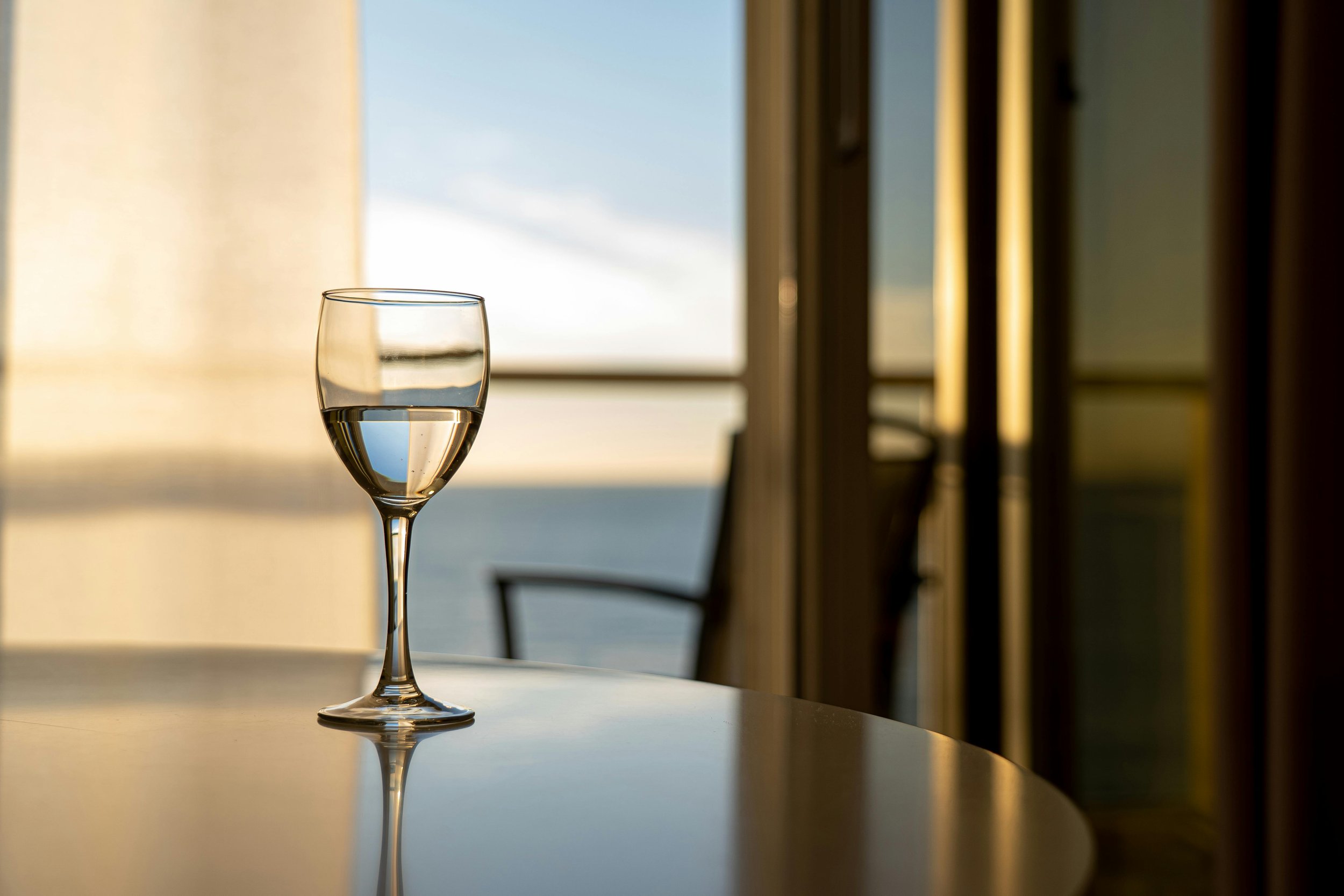 Are Glass Dining Tables Still Stylish in Today's Homes?