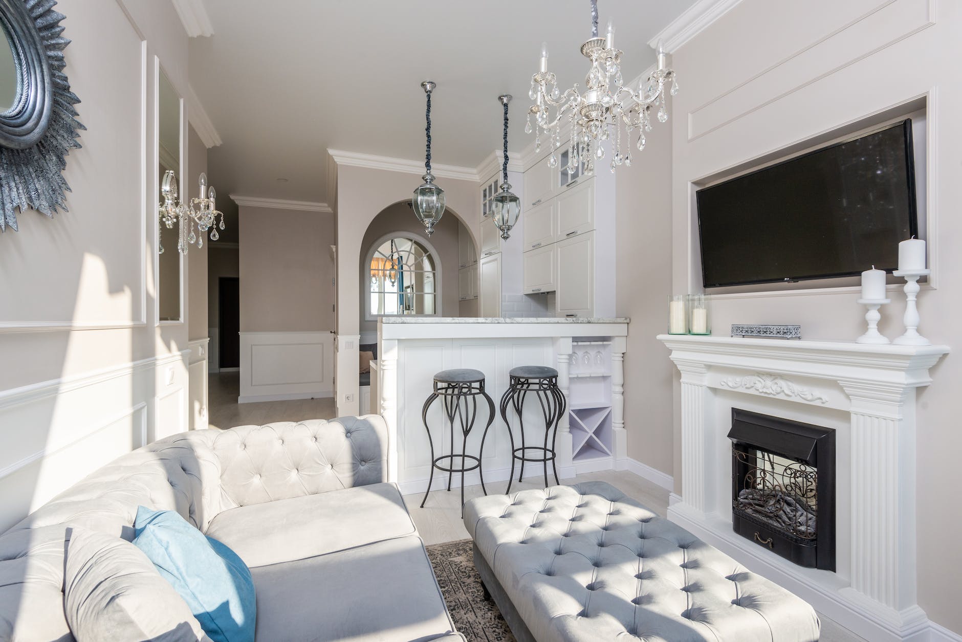 How To Arrange Living Room Furniture With Fireplace and TV
