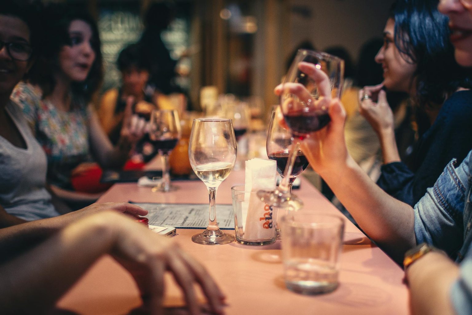 Must-Know Tips: What to Consider Before Buying Bar Stools