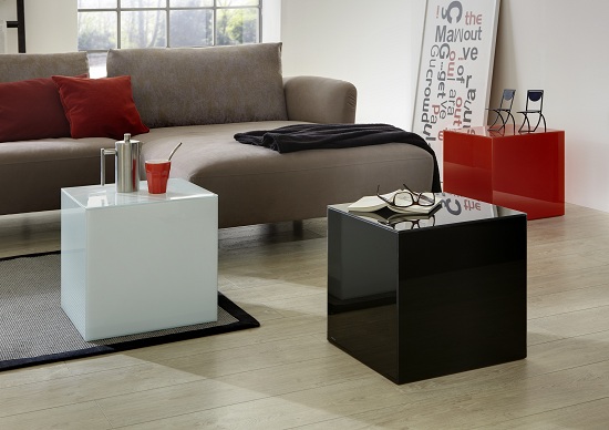 Kubus End Table Square Shape In Black Glass