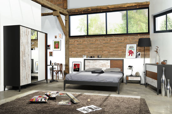 Cappolo Wooden Oak Double Bed With Black Finish Panels