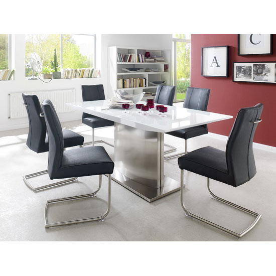 Helio 6 Alamon I - 10 Reasons To Love Stackable Dining Chairs