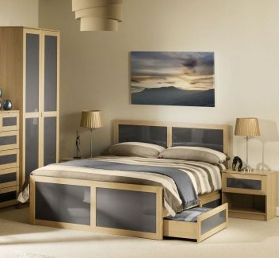 Photo of Santina bed 135cm