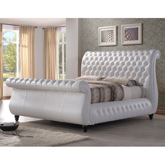 Swan White - 4 Incredibly Stylish Futuristic Bed Designs