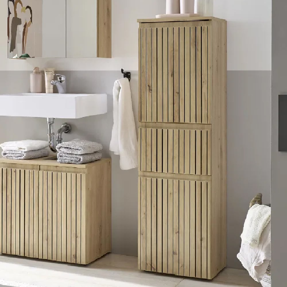 Airdrie Wooden Storage Cabinet With 2 Doors 1 Drawer In Oak