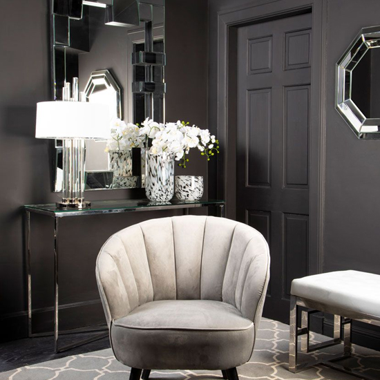 Alluras Clear Glass Console Table With Silver Metal Frame_4