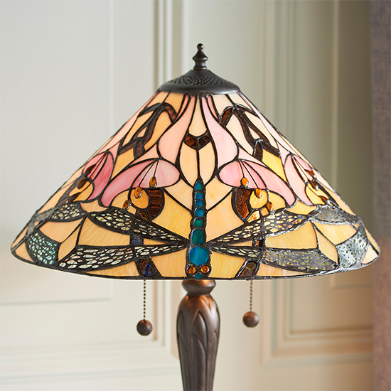 Anqing Medium Tiffany Glass Table Lamp In Dark Bronze_2
