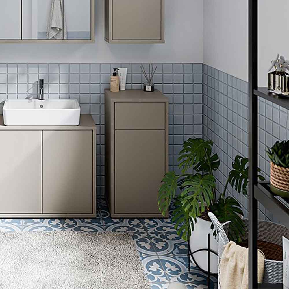 Ansley Wooden Bathroom Storage Cabinet with 1 Door and 1 Drawer in Taupe