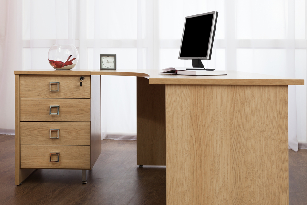 Keep your Private Office Files Safe with Computer Desks with Lock