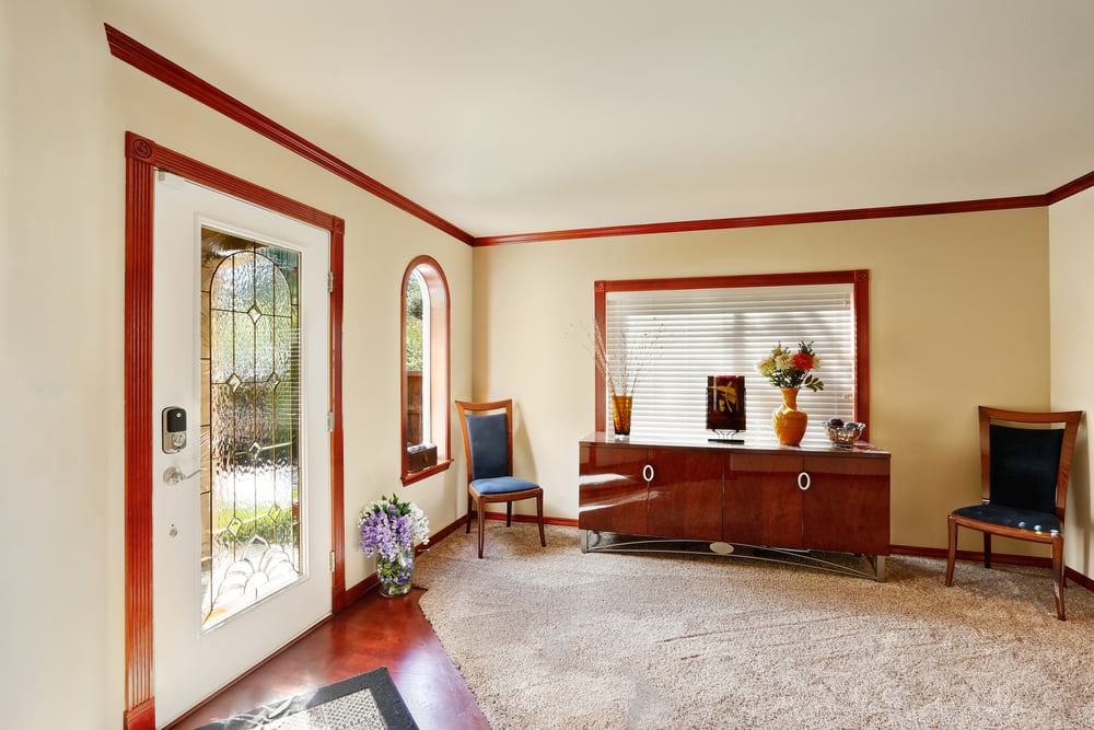 Highlight the Window of Your Living Room by Placing Console Table in front of window