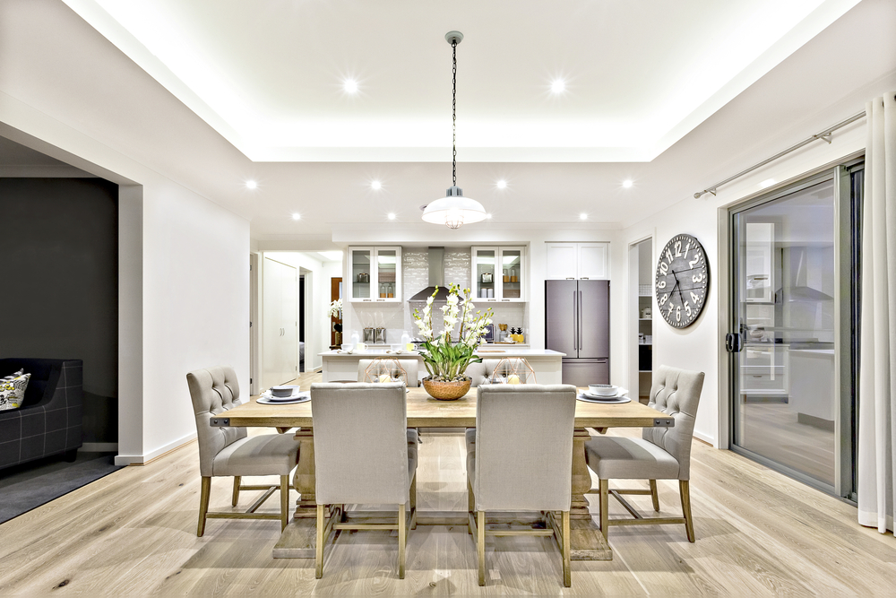 Pertinent options and tips for choosing a dining set