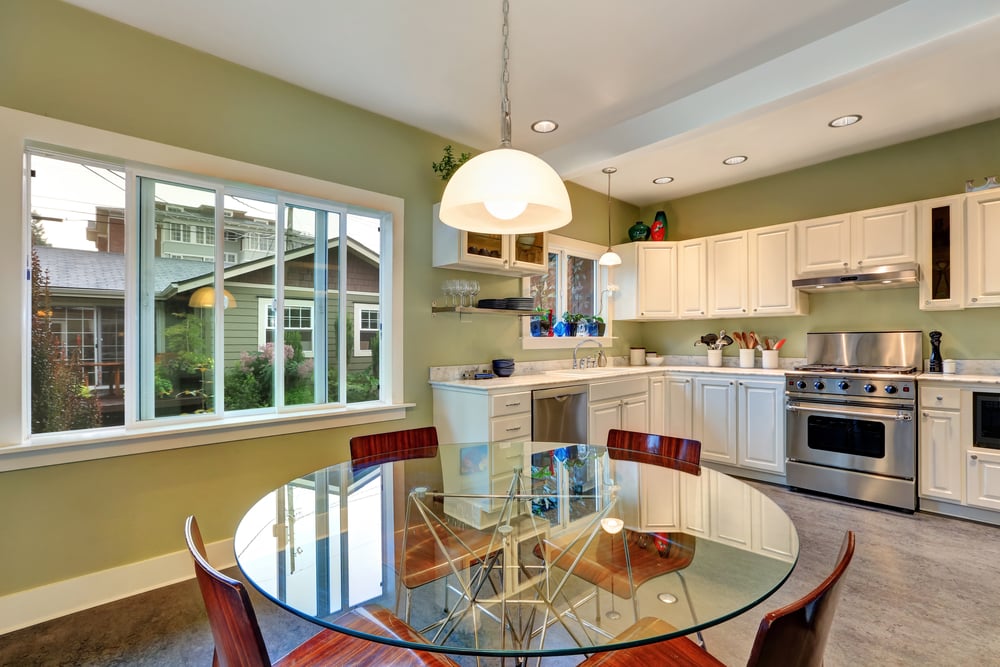 Five things to consider when buying an extendable dining table with a glass top Five things to consider when buying an extendable dining table with a glass top