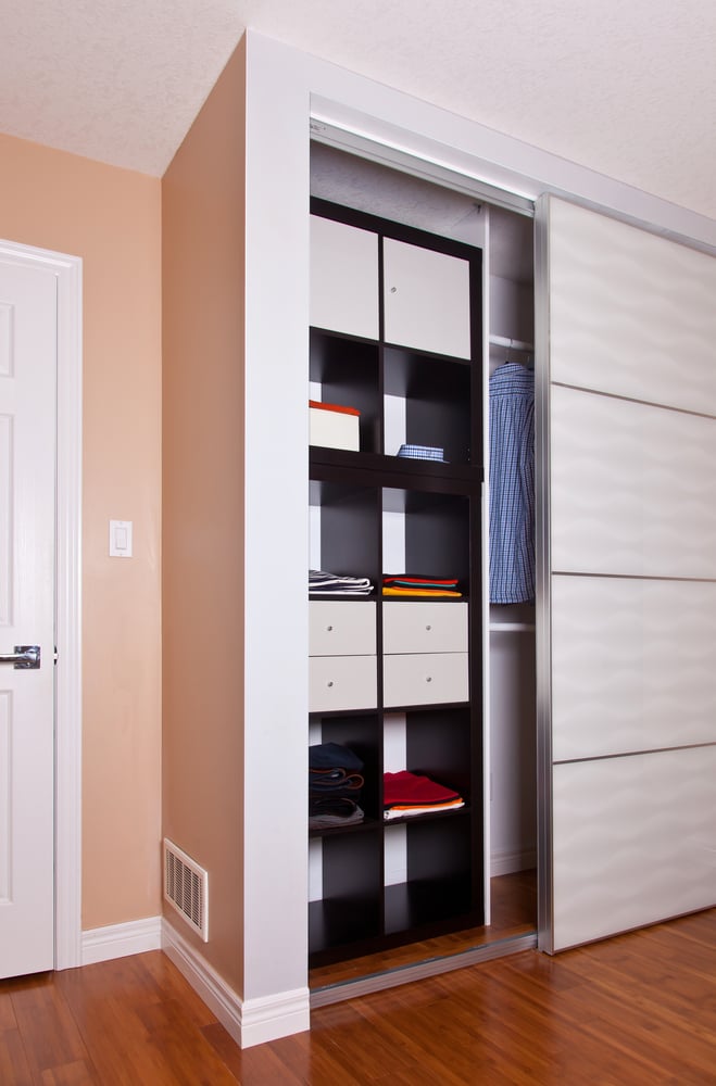 Enhance storage in your room with dividers with shelves