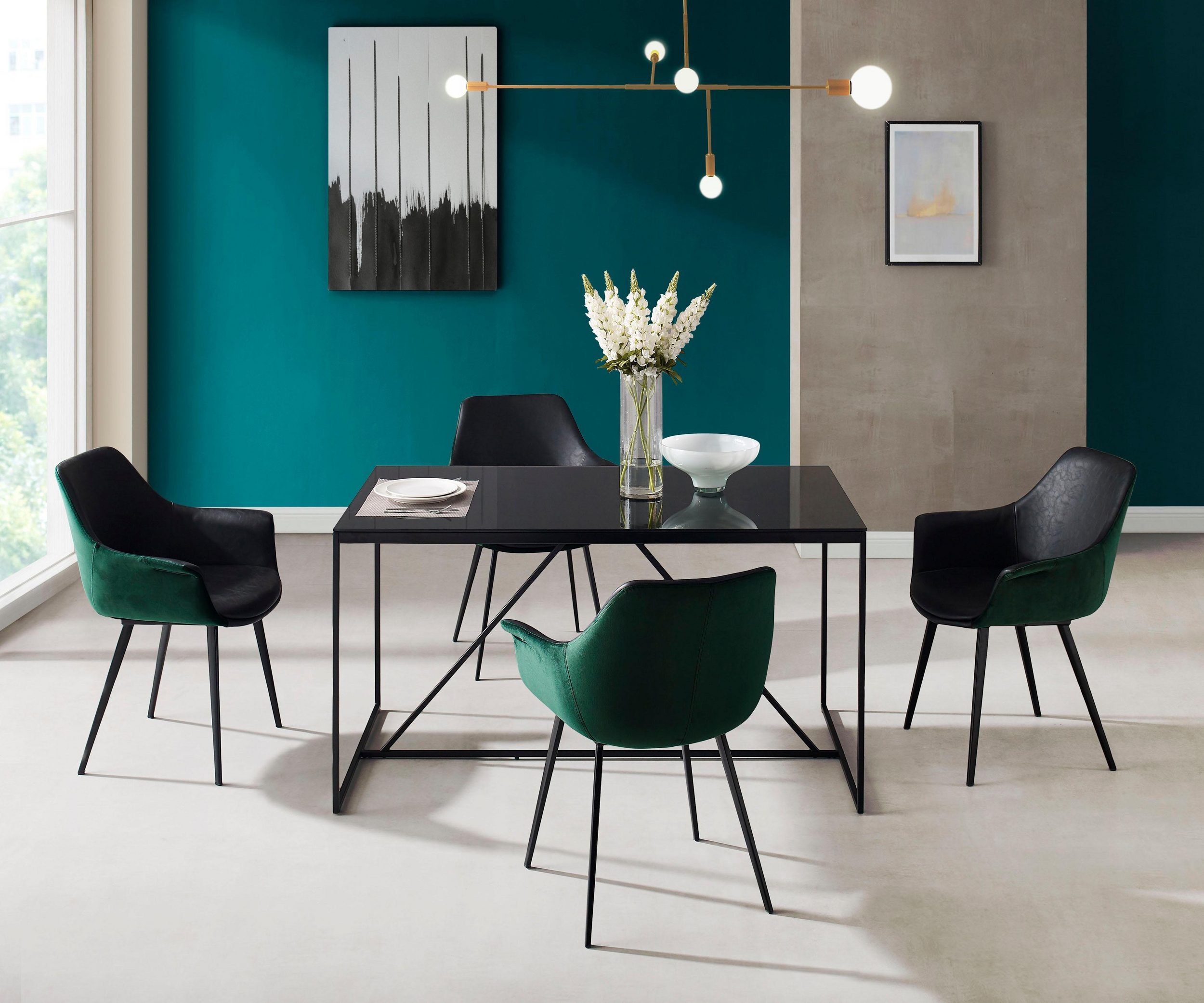 Are Glass Tables in Fashion