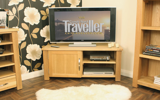 Where To Place Oak TV Cabinets For Flat Screens: 5 Basic Suggestions aston corner tv stand cvr09b - Where To Place Oak TV Cabinets For Flat Screens: 5 Basic Suggestions