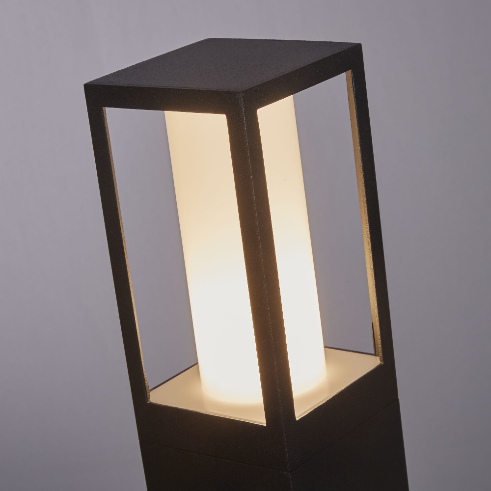 Avenue LED Polycarbonate Outdoor Post Light In Black