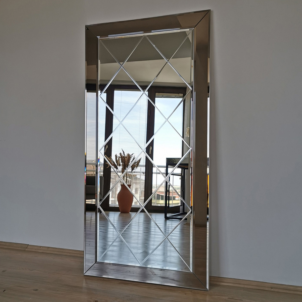 Avyra Glass Diamond Pattern Wall Mirror in Bronze