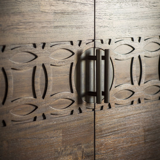 Bahia Wooden Bar Cabinet With 2 Doors In Brown_5