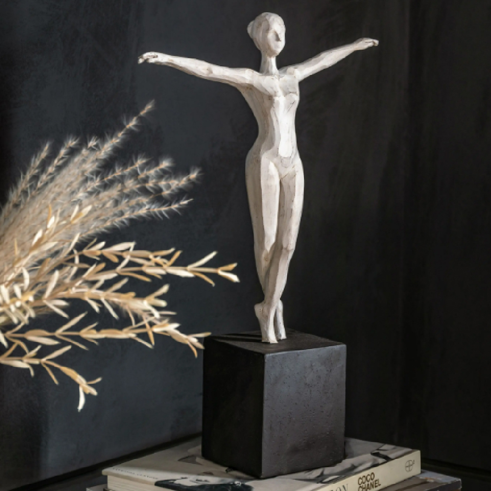 Bandera Polyresin Pirouette Sculpture In White And Black