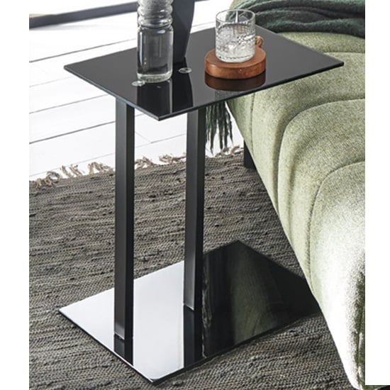 Bellvue Glass Top End Table With Metal Base In Black_1