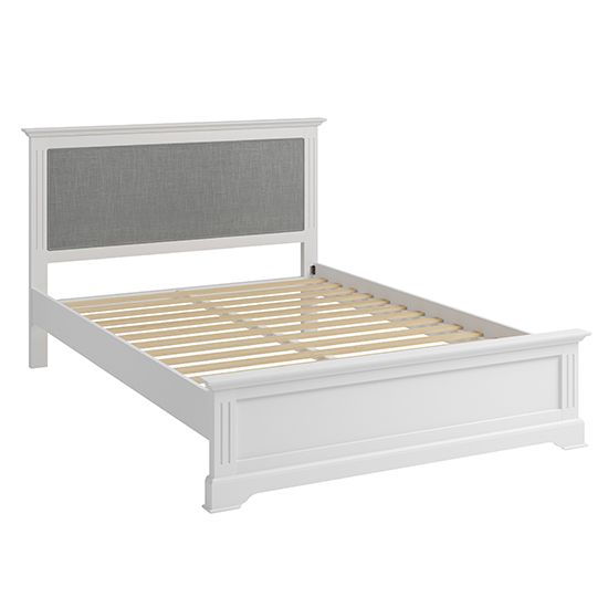 Belton Wooden Double Bed In White_2