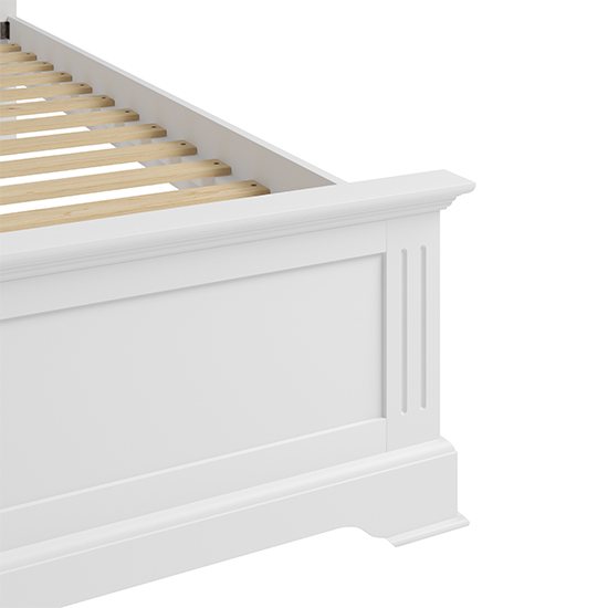 Belton Wooden Double Bed In White_3