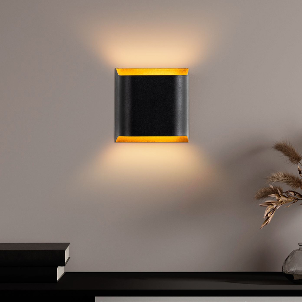 Bera Small Square Metal Wall Light in Black