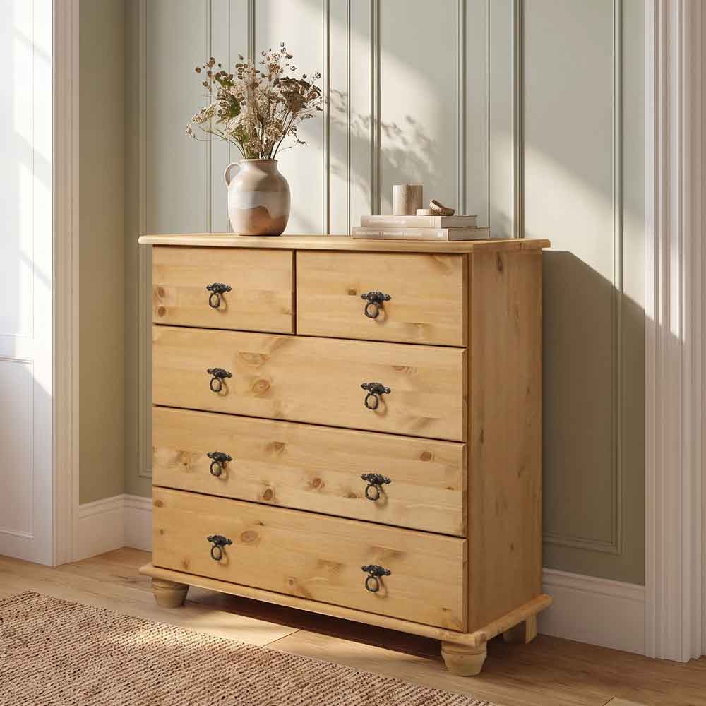 Bickley Wooden Chest Of 5 Drawers in Natural