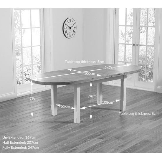 Bolajen Oval Extending Wooden Dining Table In Oak_7