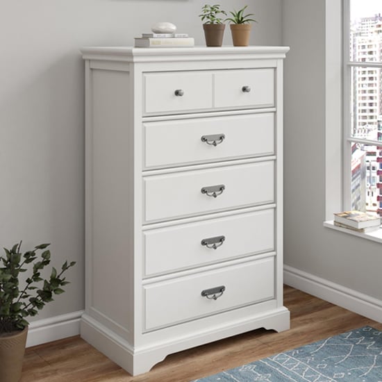 Product photograph of Bradshaw Wooden Chest Of 5 Drawers In White from Furniture in Fashion
